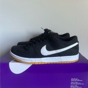 Nike dunk low pro “black and white”, size 7.5 mens